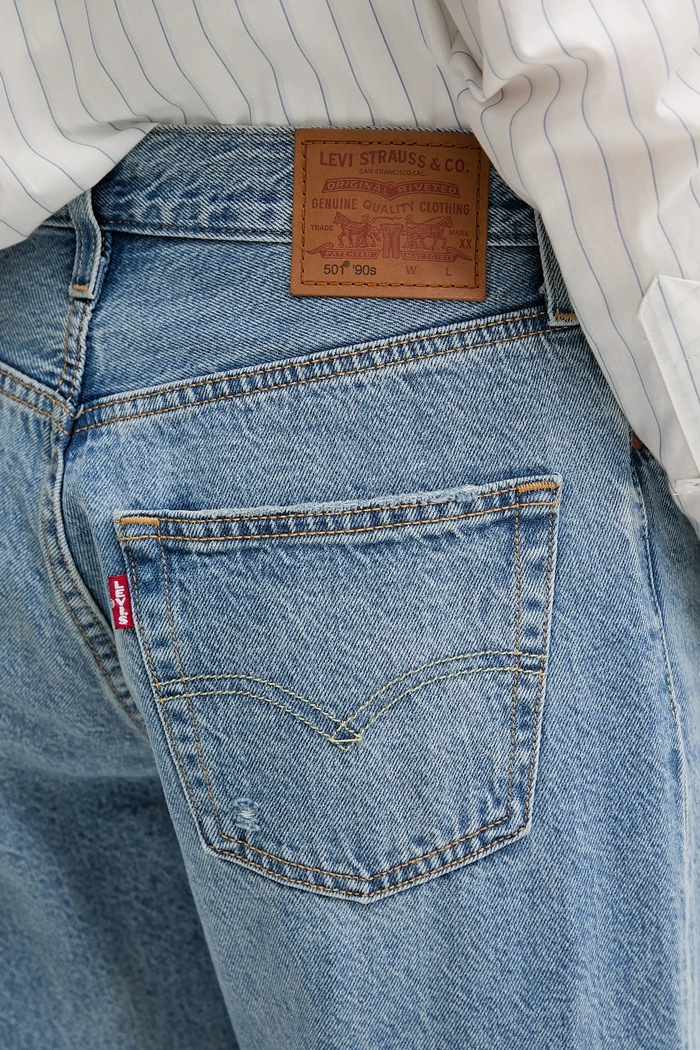 Levi's jeansy straight damskie 501 90S niebieski A8421