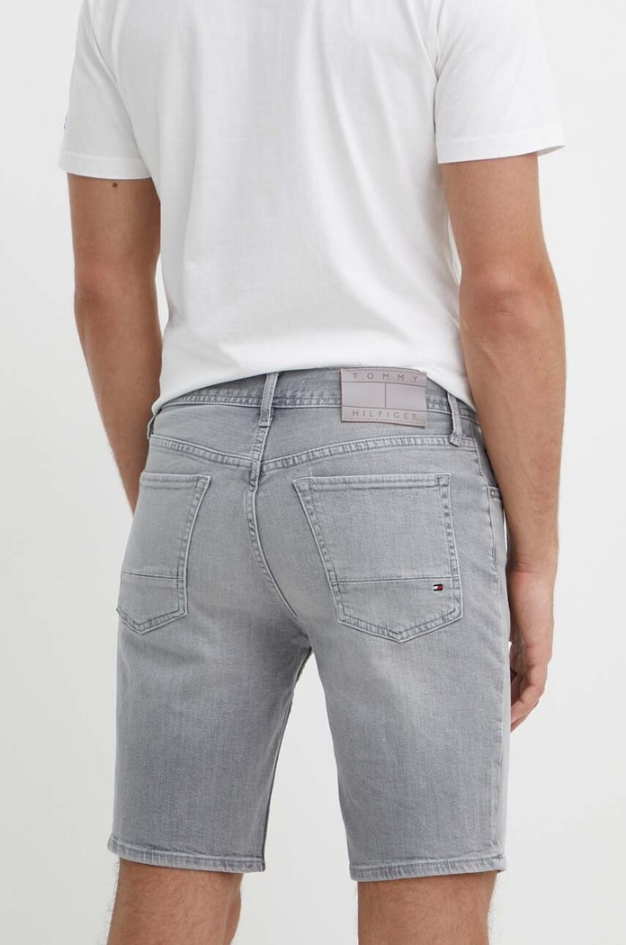 Oblečenie Rifľové krátke nohavice Tommy Hilfiger MW0MW35177 sivá