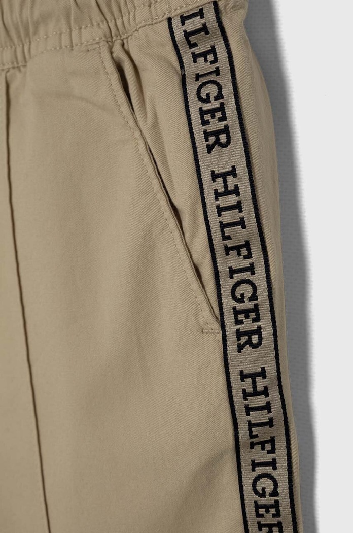 Chłopiec Tommy Hilfiger spodnie dziecięce KB0KB08699.128.176.PPYH beżowy