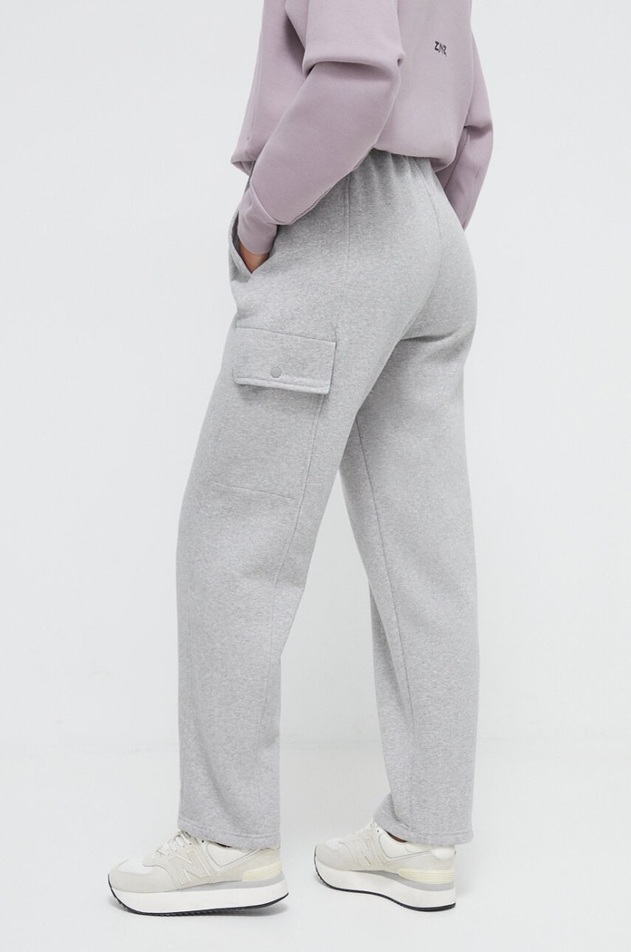Odjeća Donji dio trenirke adidas IW1220 siva