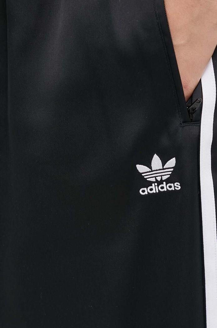 Панталон adidas Originals Satin Wide Leg Track черен IU2520