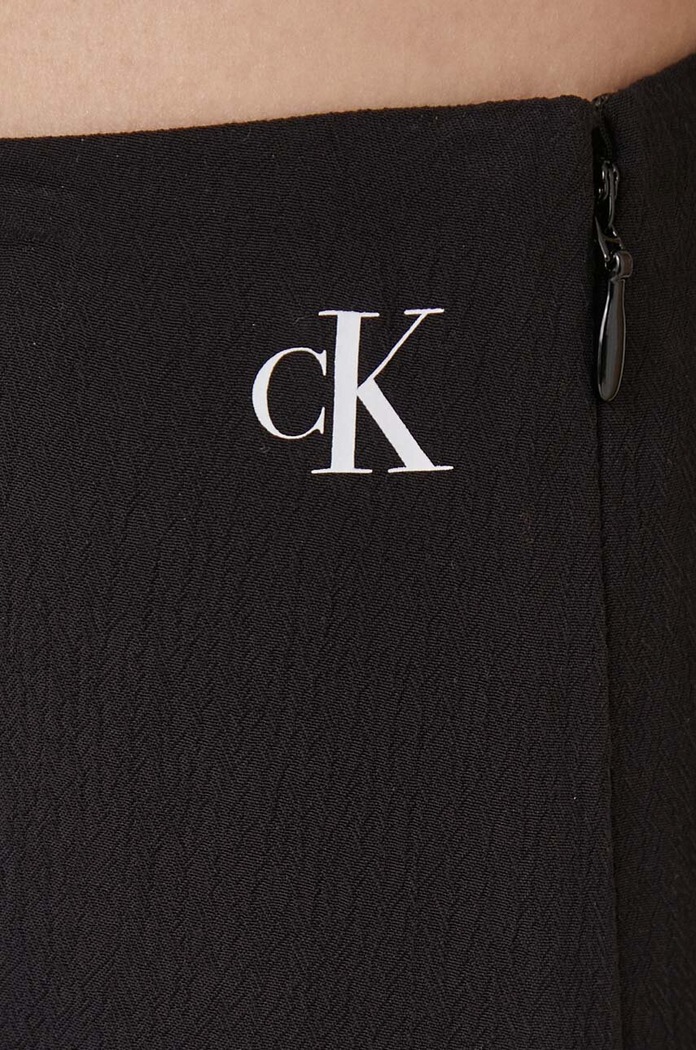 Nohavice Calvin Klein Jeans čierna J20J223321