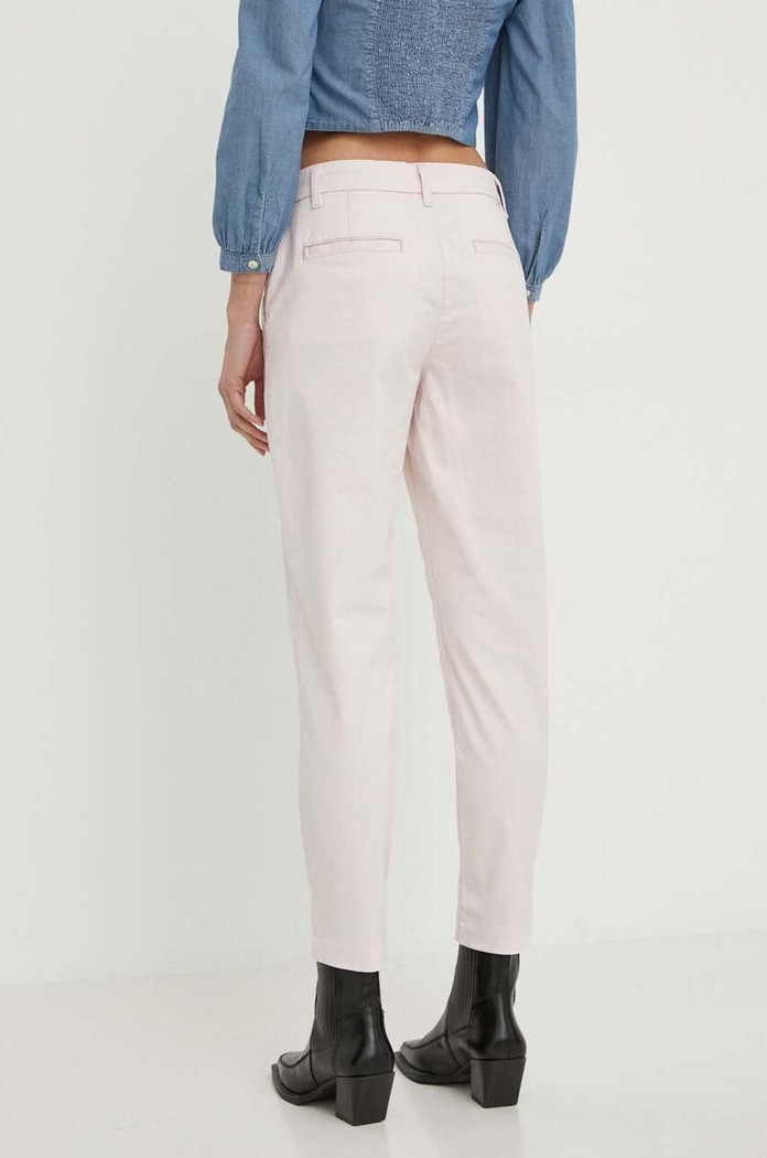 Oblačila Hlače Levi's A4673 roza