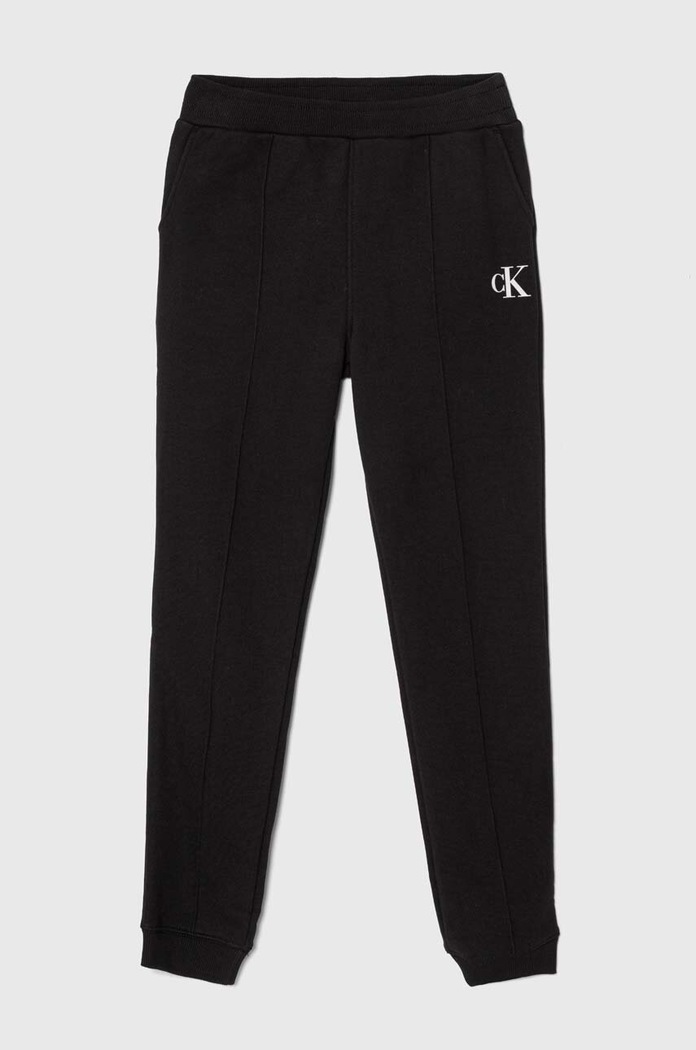 Dětské tepláky Calvin Klein Jeans pletenina černá IG0IG02285.PPYH
