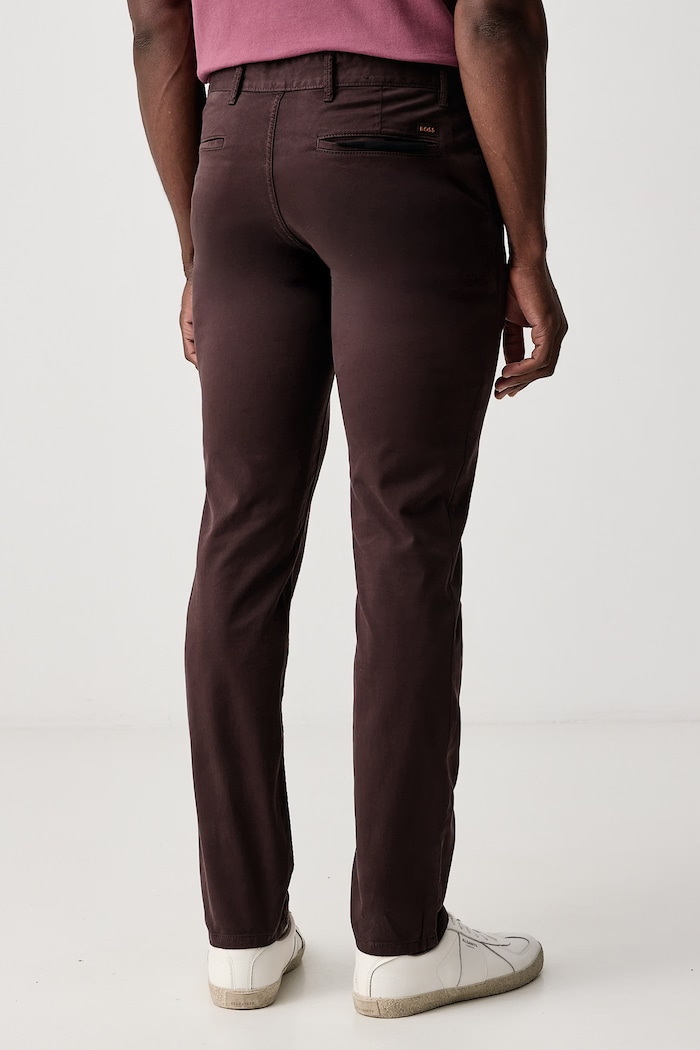 Ruházat BOSS Orange Chinos férfi pamut elasztánnal Chino_slim 50510933 barna