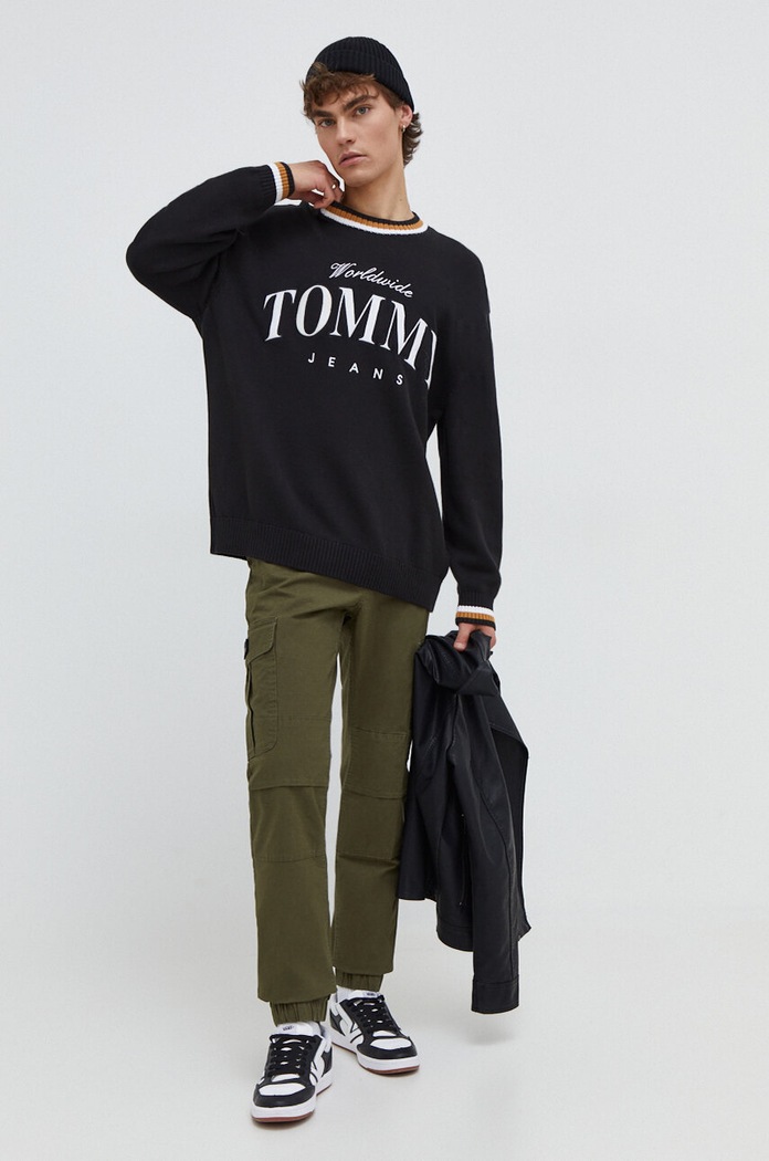 Tommy Jeans spodnie DM0DM18342 zielony SS24