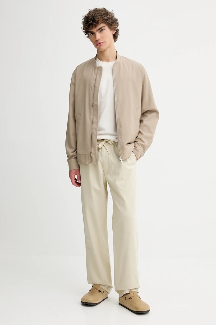 Levi's pantaloni A7362 bej SS25