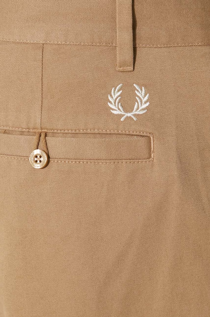 Fred Perry spodnie bawełniane Straight Leg Twill Trouser T6530.363 beżowy