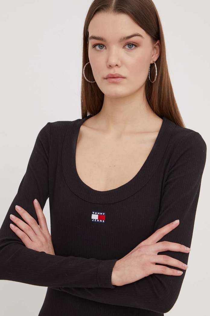 Tommy Jeans sukienka DW0DW17424 czarny