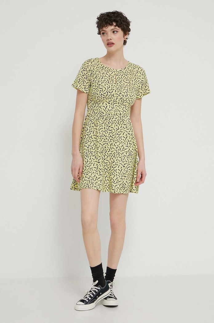 Obleka Volcom Mini rumena B1312418