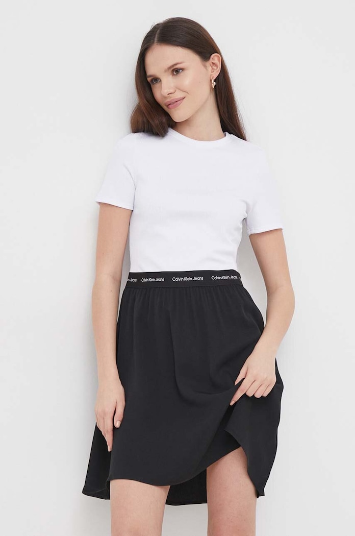 Šaty Calvin Klein Jeans mini bílá J20J223066
