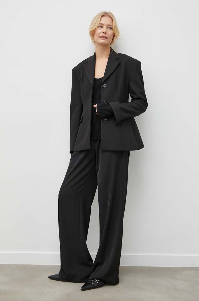 Vlněný svetr By Malene Birger Q72101003 černá SS24