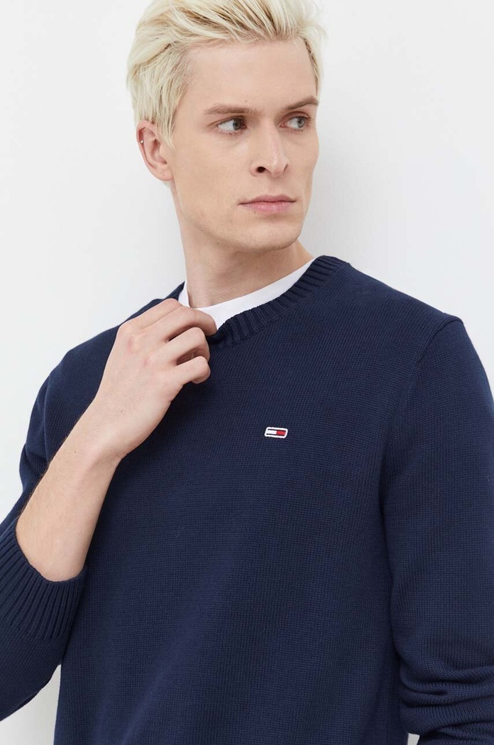 Bavlněný svetr Tommy Jeans kulatý námořnická modř DM0DM18370