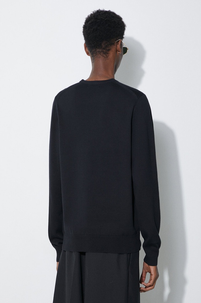 Abbigliamento Fred Perry maglione in lana Classic Crew Neck Jumper K9601.198 nero