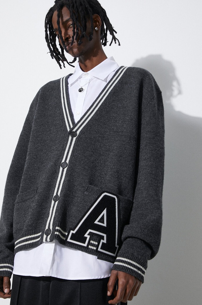 Vlnený kardigán AMBUSH A Patch Knit Cardigan BMHB003S24KNI0010710 sivá