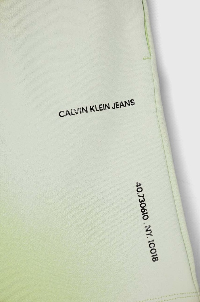 Αγορίστικα Παιδικό βαμβακερό σορτς Calvin Klein Jeans IU0IU00540.128.176.PPYH πράσινο