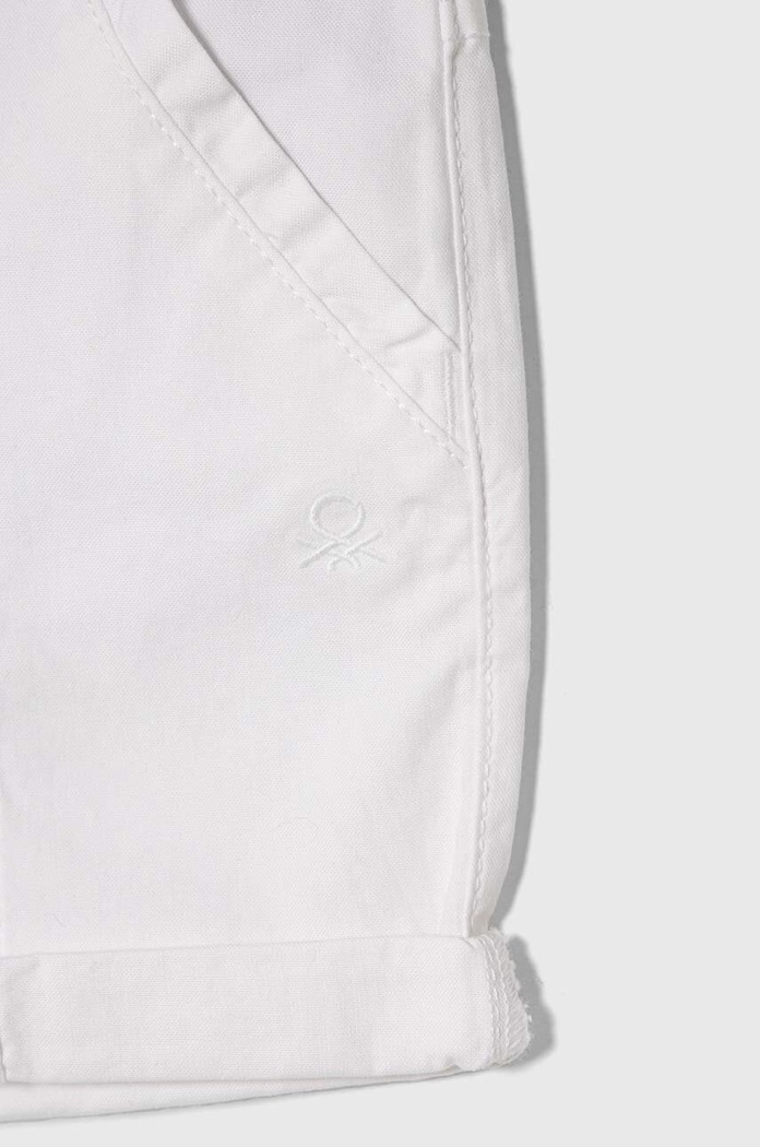 Chłopiec United Colors of Benetton szorty bawełniane dziecięce 4LN6G901Y.P.Seasonal biały