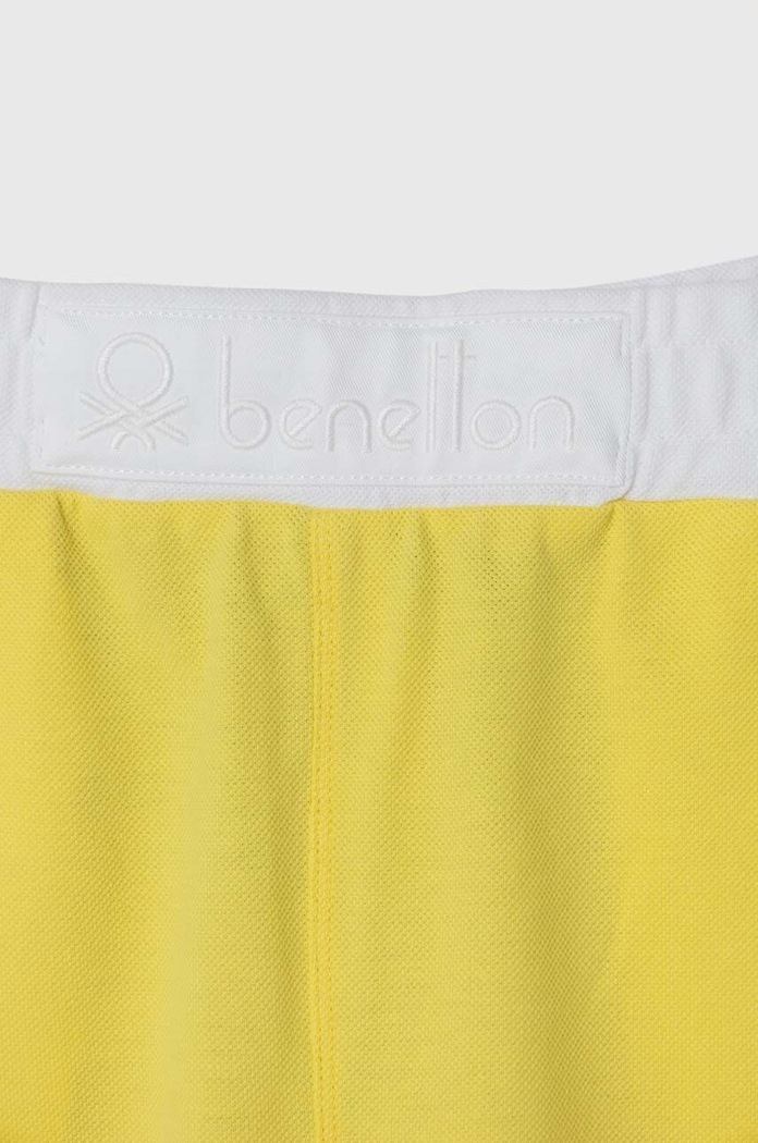 Chłopiec United Colors of Benetton szorty bawełniane dziecięce 3088C902S.G.Seasonal żółty