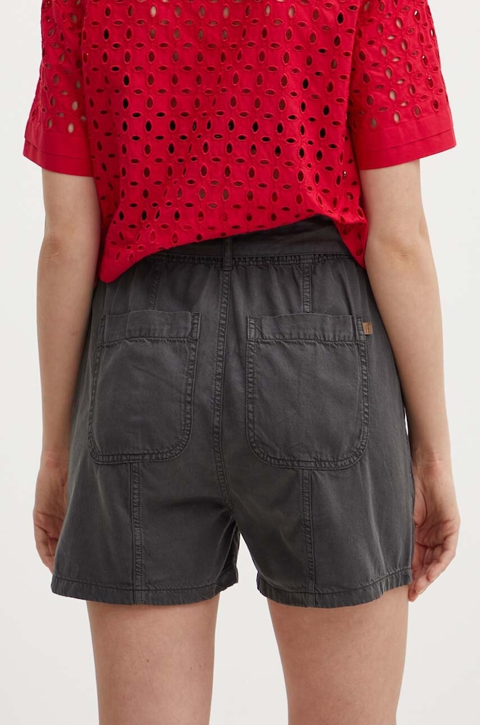 Дрехи Къс панталон Pepe Jeans VALLE PL801097 сив