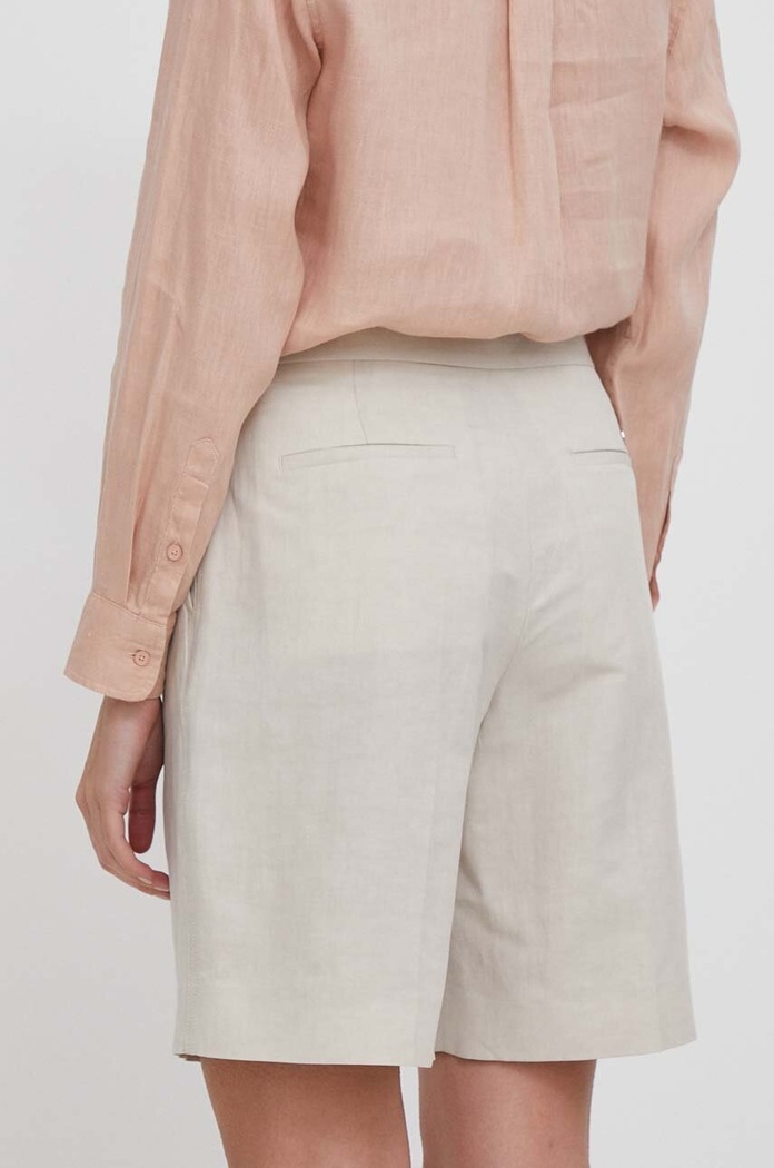 Îmbrăcăminte Calvin Klein Pantaloni scurți din amestec de in K20K206671 bej