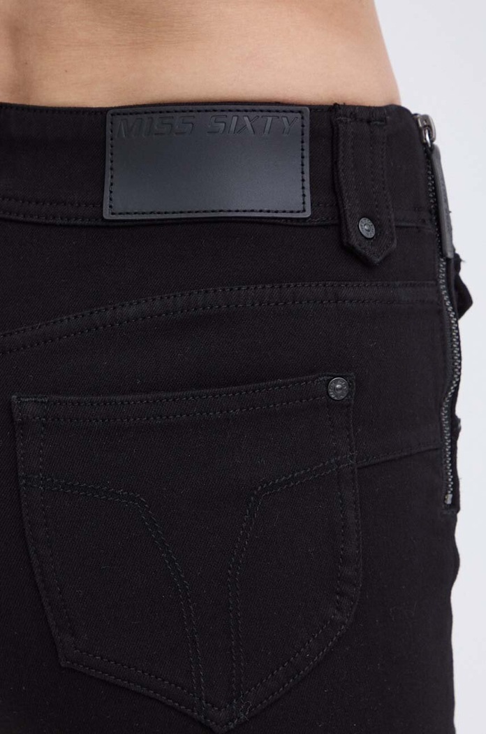 Džínové šortky Miss Sixty JJ3420 DENIM SHORTS 6L2JJ3420000 černá