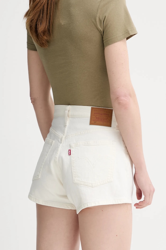 Oblečenie Rifľové krátke nohavice Levi's 56327 béžová