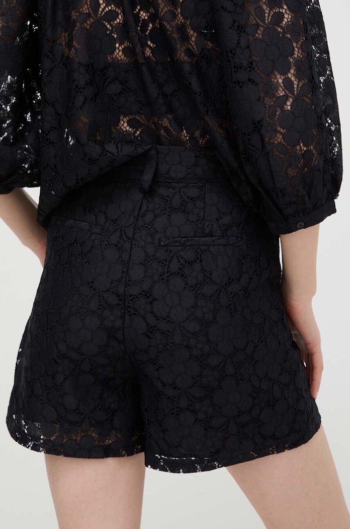 Oblačila Kratke hlače Desigual LACE 24SWPW21 črna