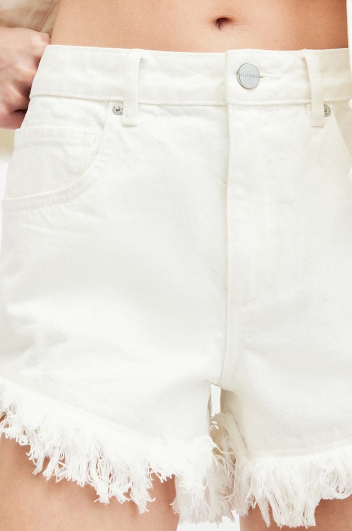 Дрехи Дънков къс панталон от памук AllSaints ASTRID FRAY SHORT W074EA бял