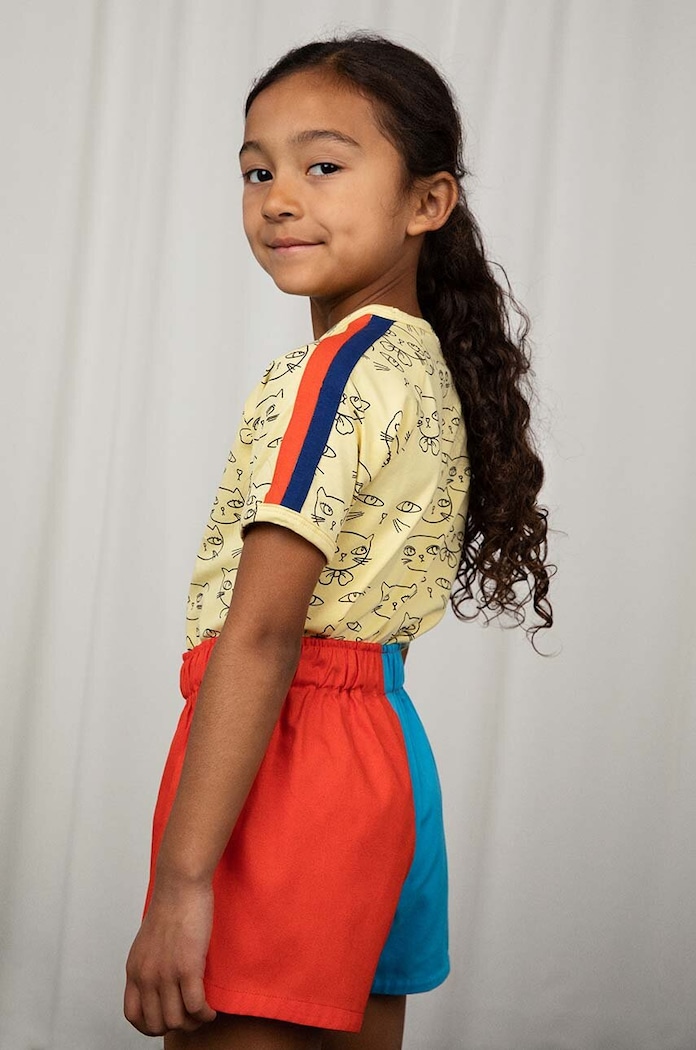 Παιδικό βαμβακερό σορτς Mini Rodini casual πολύχρωμο 2423010300