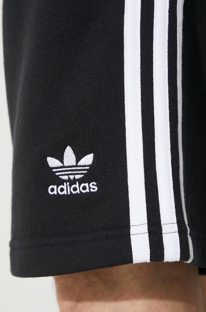 adidas Originals szorty bawełniane Adicolor 3-Stripes IU2337 czarny