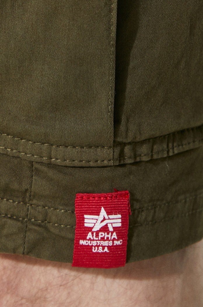 Шорти Alpha Industries Airman 116211 зелений