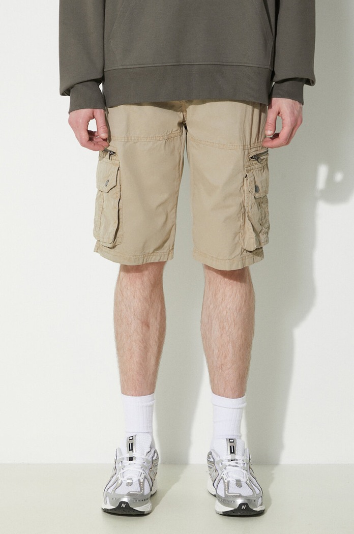Βαμβακερό σορτσάκι Alpha Industries μπεζ 136250