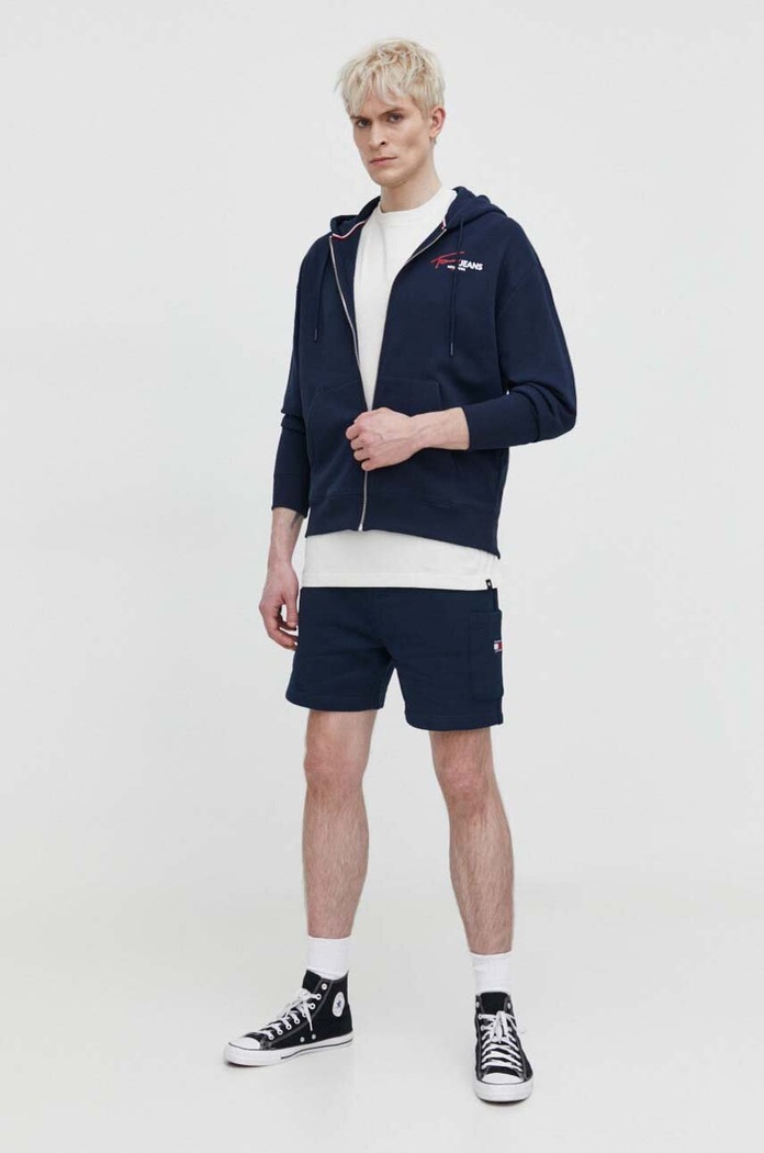 Bavlnené šortky Tommy Jeans DM0DM18479 tmavomodrá SS24