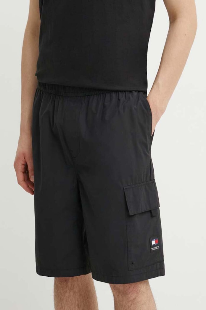 Kraťasy Tommy Jeans látka černá DM0DM18808