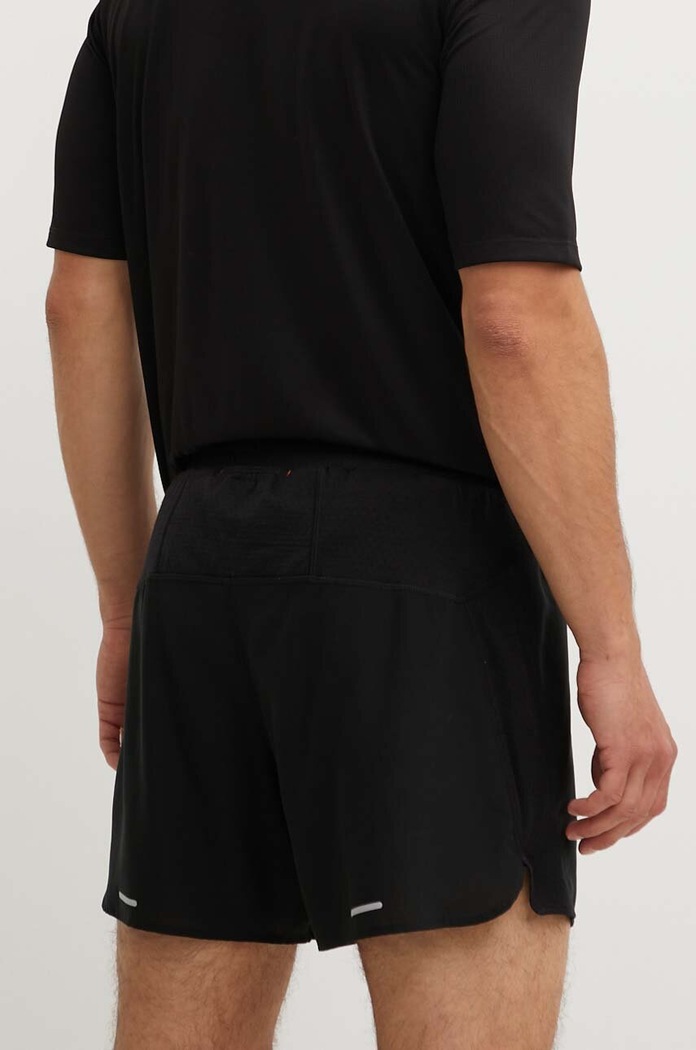 Дрехи Къс панталон за спортове на открито Icebreaker 125 ZoneKnit Merino Blend Speed IB0A56X90011 черен
