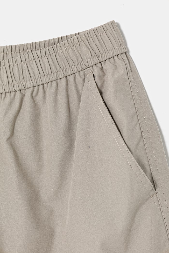 Oblačila Bombažne kratke hlače Fred Perry Wide Leg Poplin Shorts S7173.U54 bež
