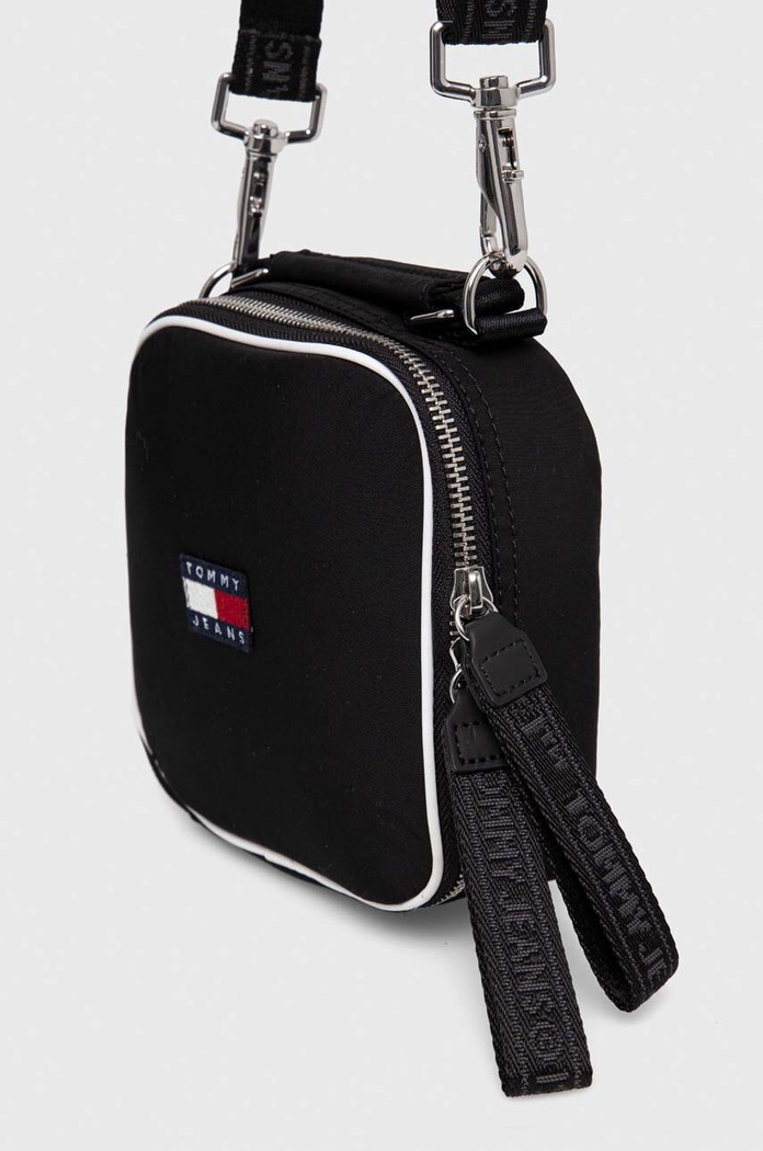 Kabelka Tommy Jeans černá AW0AW16100