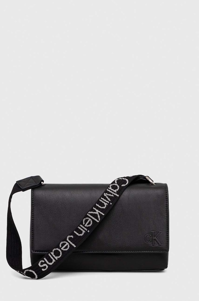 Kabelka Calvin Klein Jeans nevejde se A4 černá K60K611556