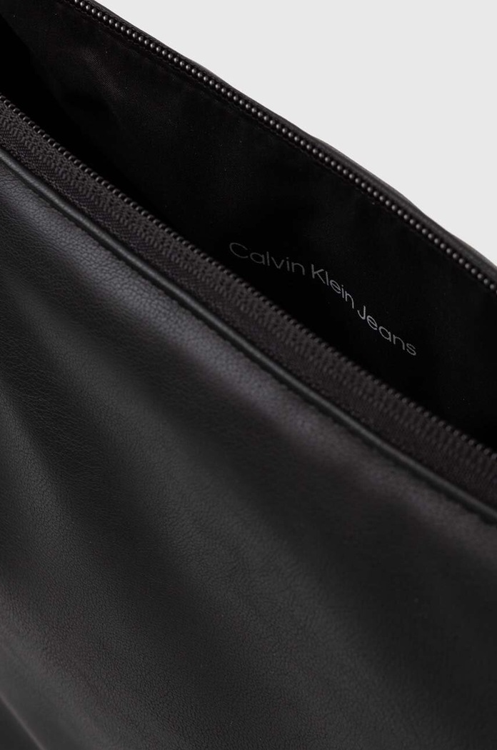 Torbica Calvin Klein Jeans K60K611950 črna