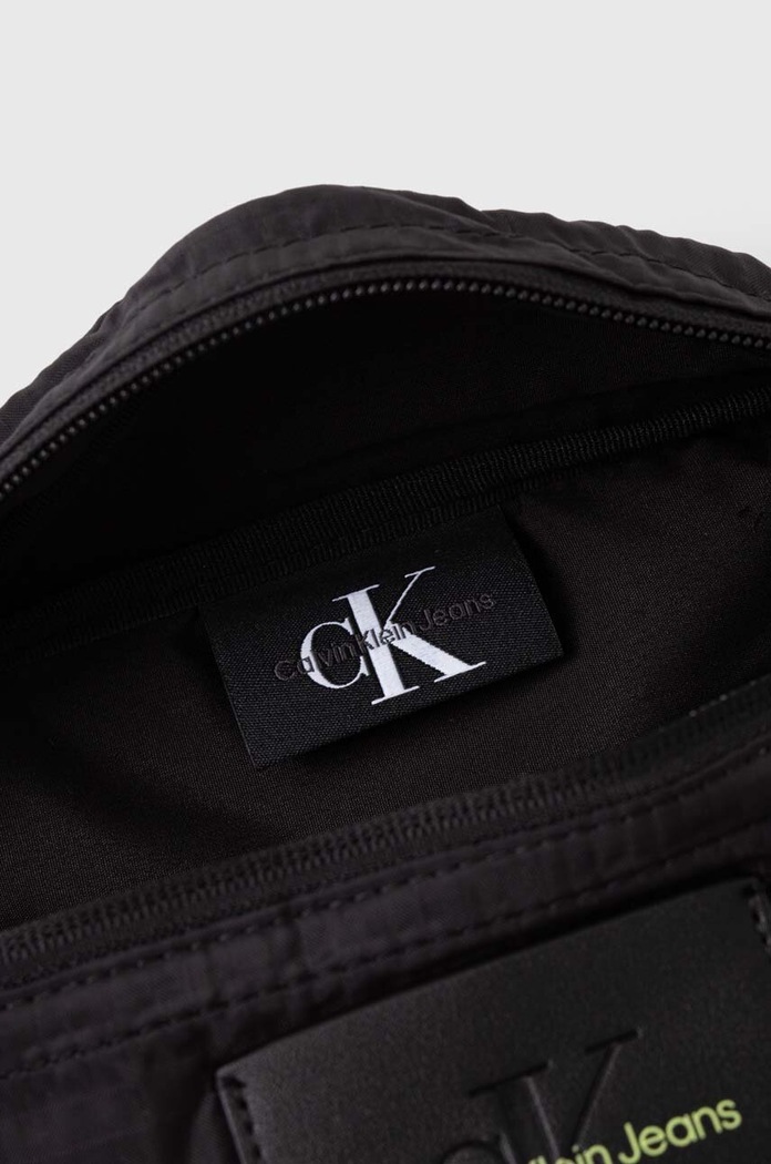 Ledvinka Calvin Klein Jeans černá K50K511792