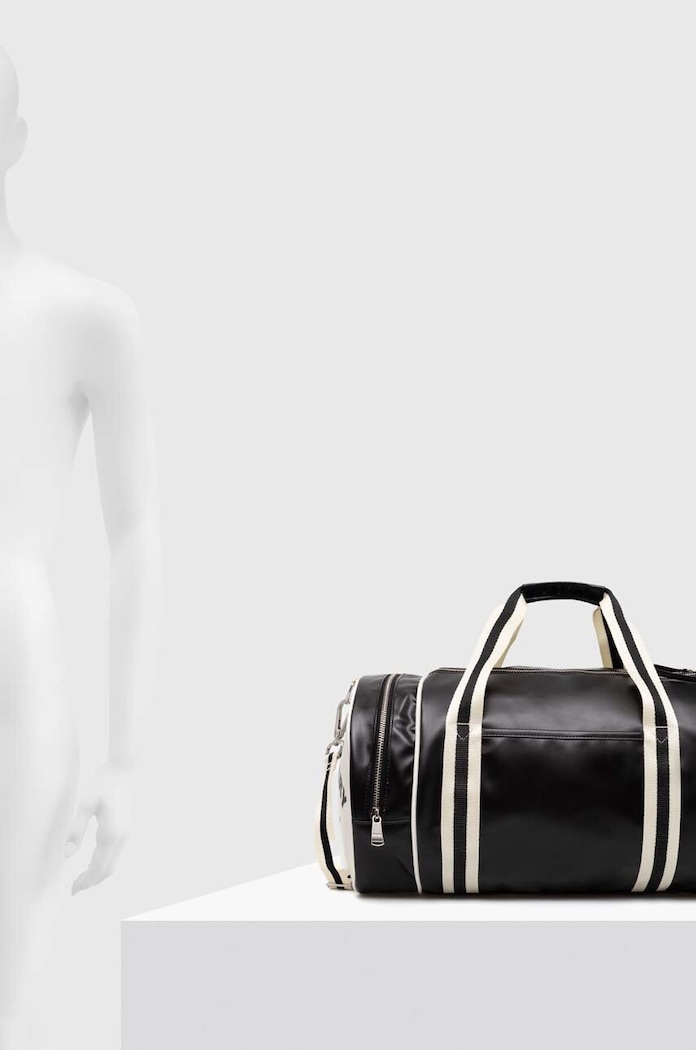 Сумка Fred Perry Classic Barrel Bag L7255.D57