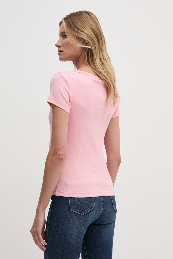 Odzież Tommy Jeans T-shirt damski bawełniany z elastanem DW0DW17385 różowy