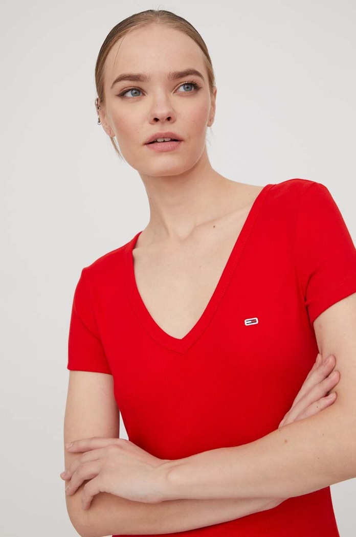 Tommy Jeans T-shirt damski bawełniany z elastanem z elastanem czerwony DW0DW17385