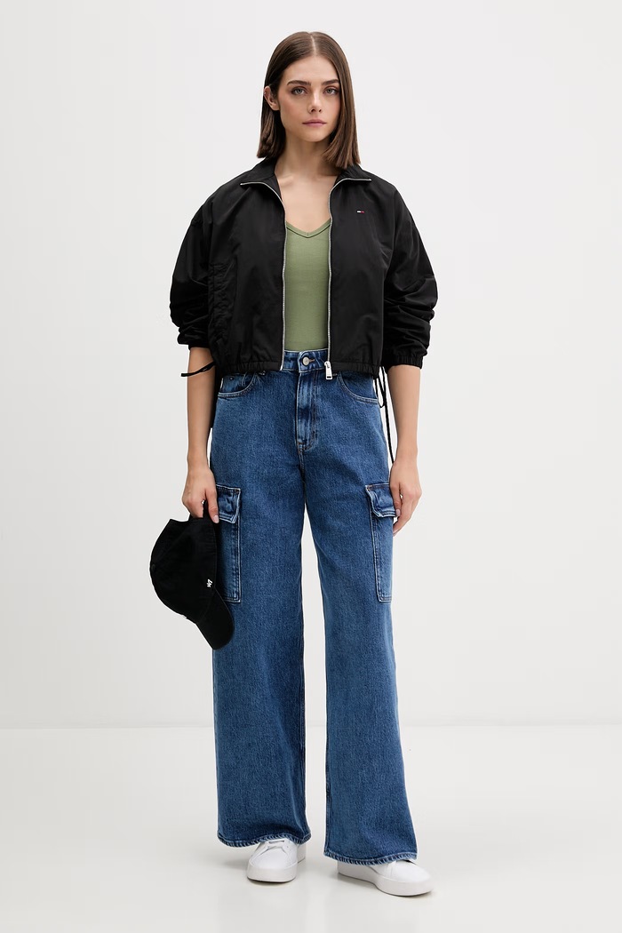Tommy Jeans tričko dámske bavlnené s elastanom DW0DW17385 zelená AA00