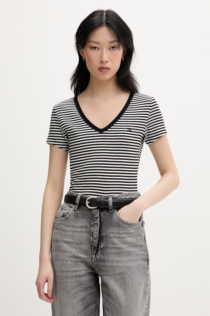 Tommy Jeans T-shirt γυναικείο βαμβακερό με ελαστάν μαύρο DW0DW17385
