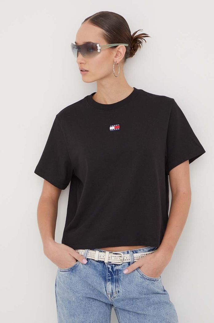 Tričko Tommy Jeans kulatý černá DW0DW17391