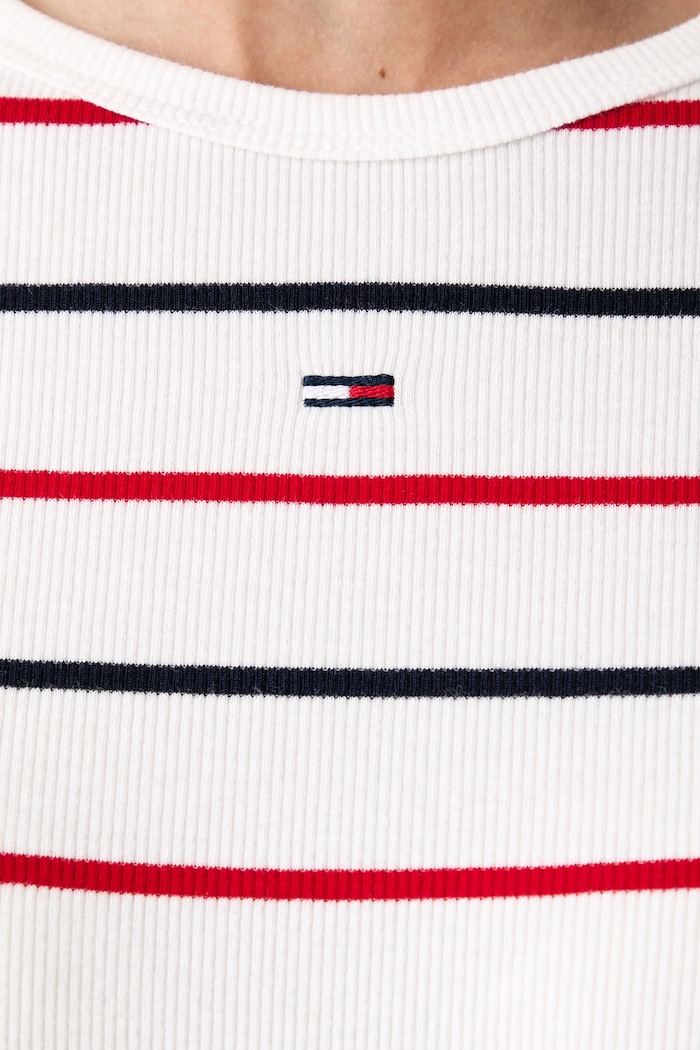 Tommy Jeans T-shirt basic damski bawełniany z elastanem DW0DW17383 biały