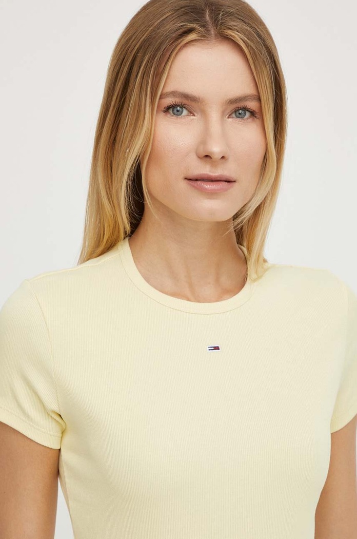 Tommy Jeans t-shirt basic damski bawełniany z elastanem z elastanem żółty DW0DW17383