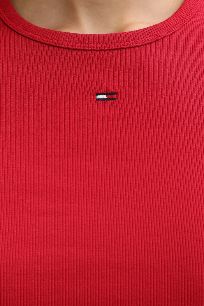 Tommy Jeans basic tričko dámske bavlnené s elastanom DW0DW17383 červená