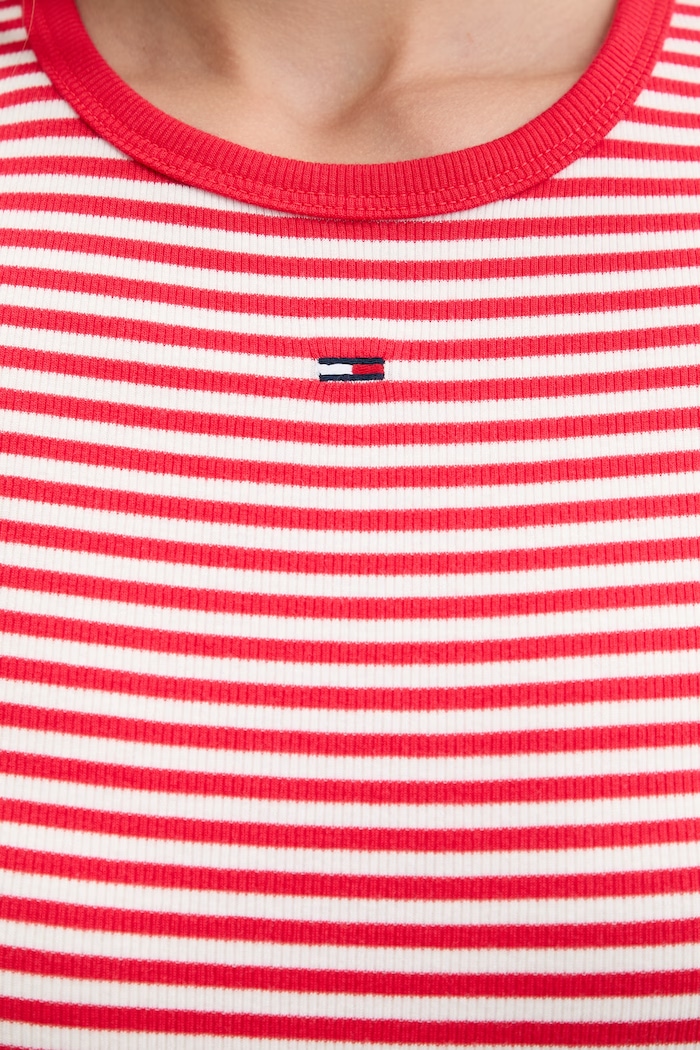 Tommy Jeans basic tričko dámske bavlnené s elastanom DW0DW17383 červená